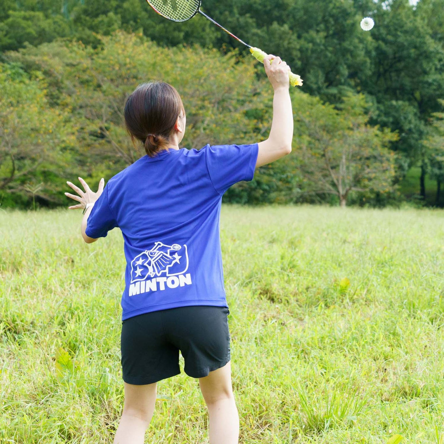 【売り尽くしセール対象】minton 背面スターTシャツ