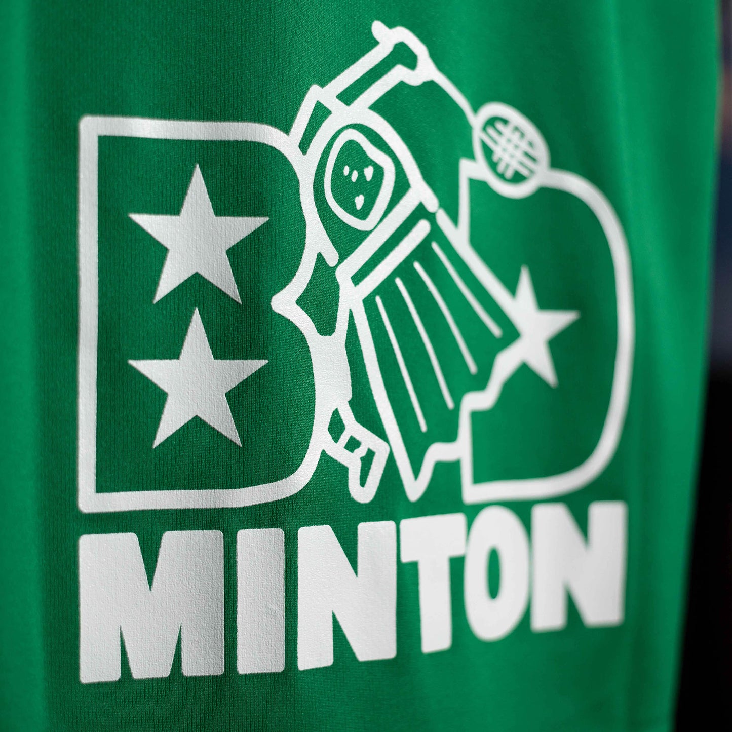 【売り尽くしセール対象】minton 背面スターTシャツ