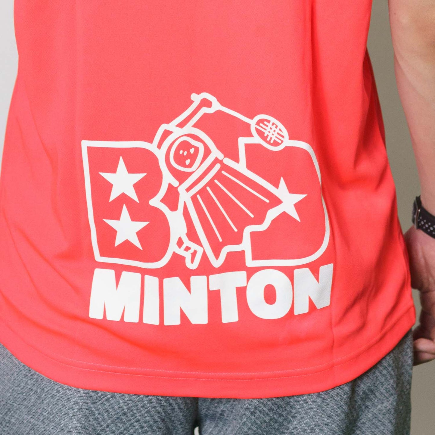 【売り尽くしセール対象】minton 背面スターTシャツ